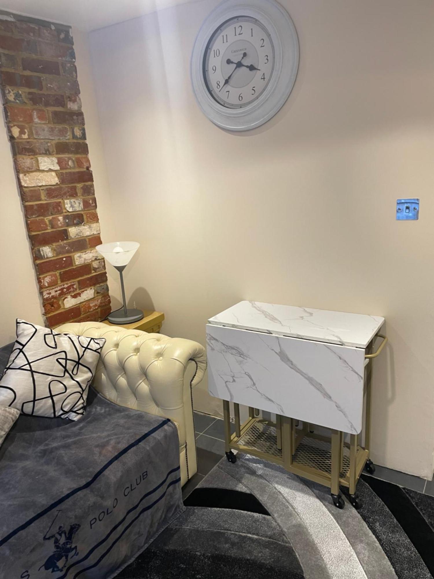 Ferienwohnung Flat 3 Meadow View Cozy Getaway Hurst Exterior foto